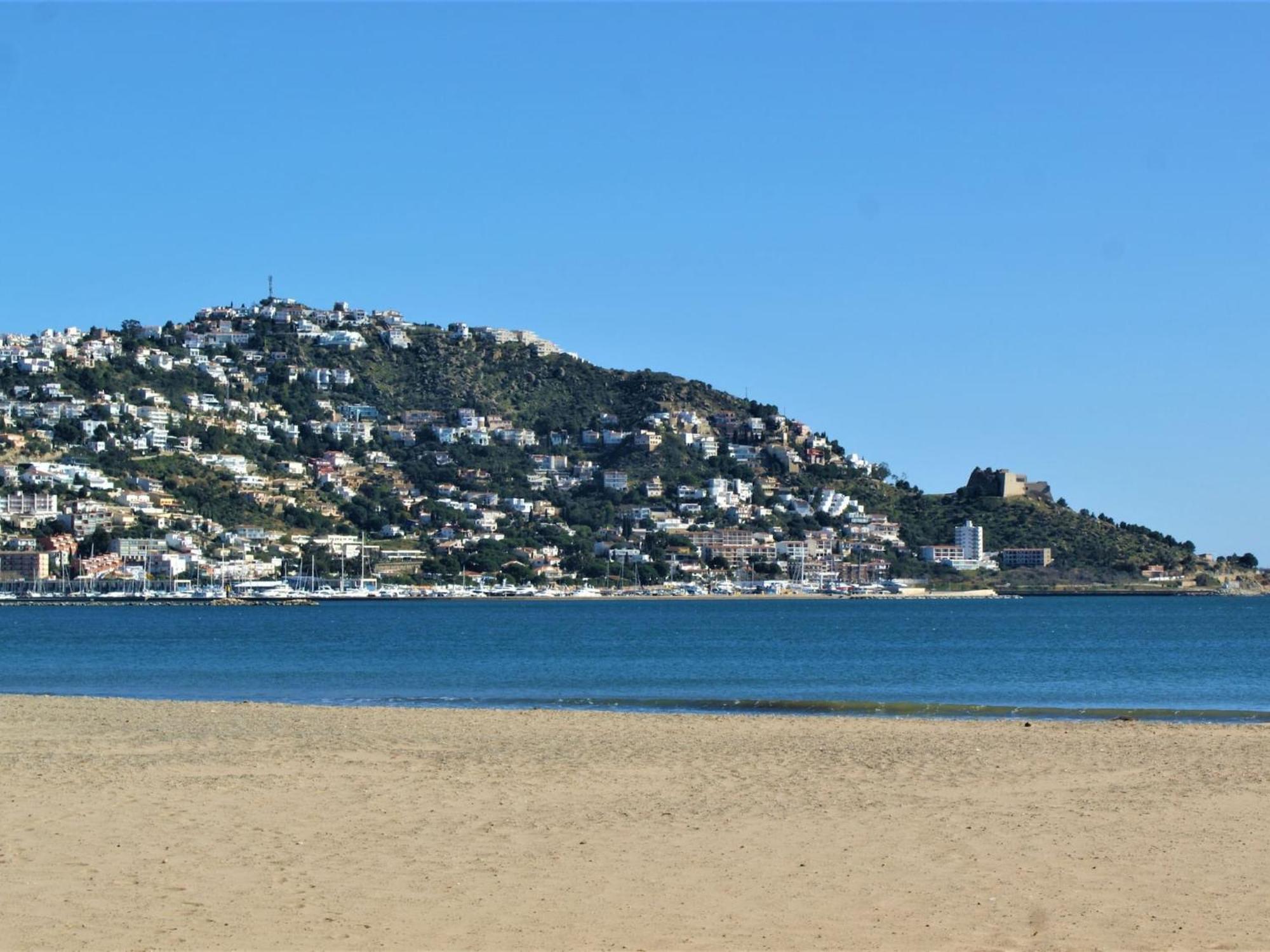 Apartamento En Roses A 2 Min De La Playa Con Vistas Al Mar Av-18 Girona Luaran gambar
